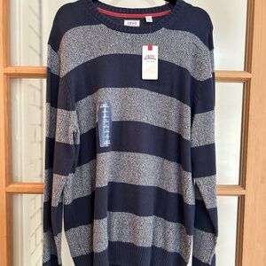BRAND NEW WITH TAGS, MENS IZOD SWEATER Size XL